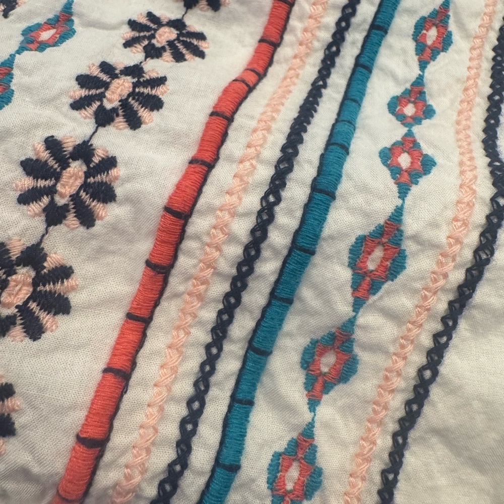 St. John's Bay White Embroidered Blouse - Picture 2 of 5